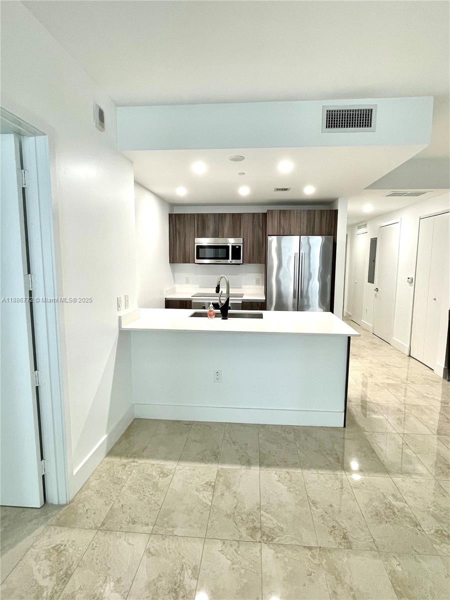 488 NE 18th St #2804, Miami FL 33132