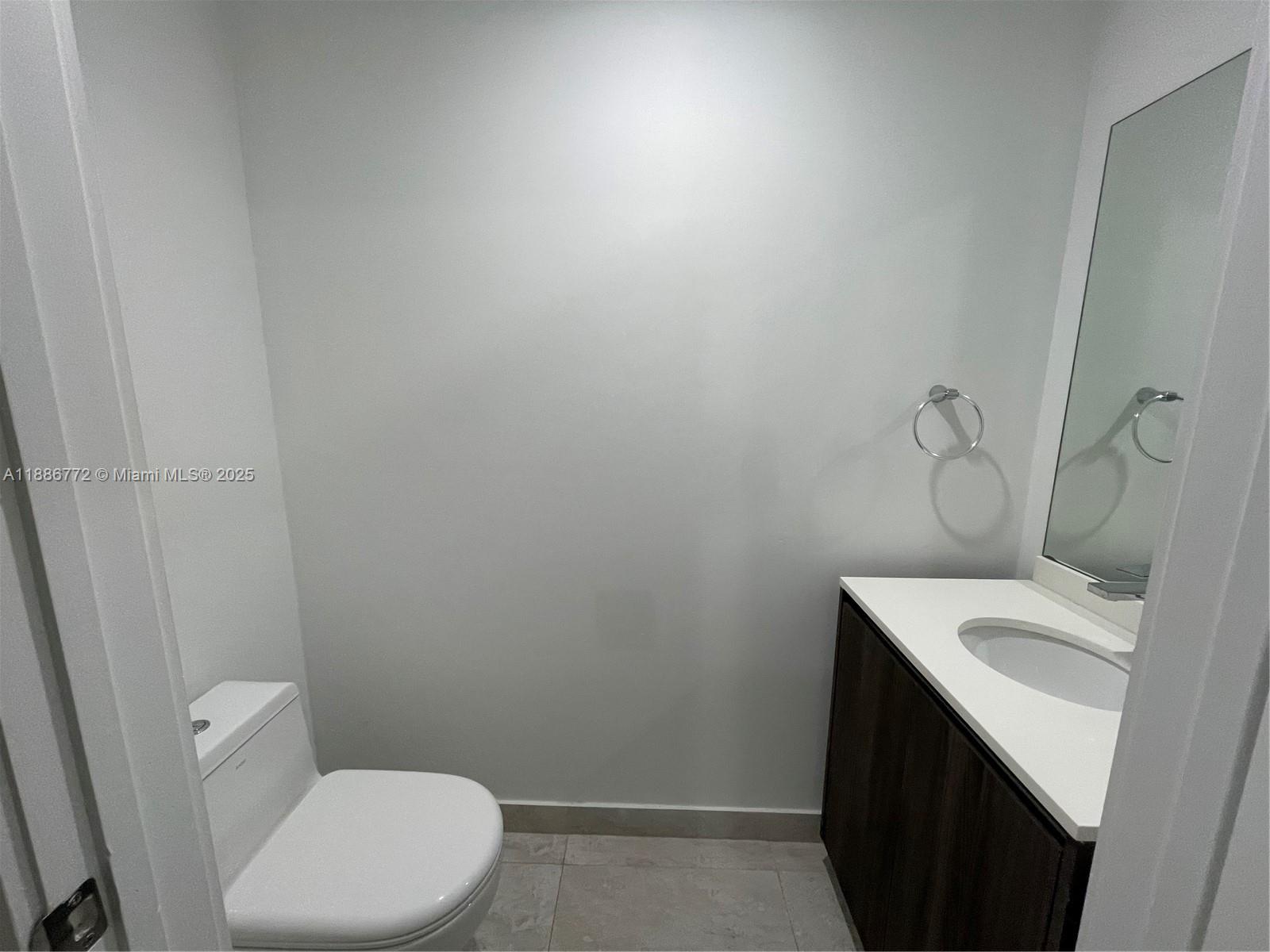 488 NE 18th St #2804, Miami FL 33132
