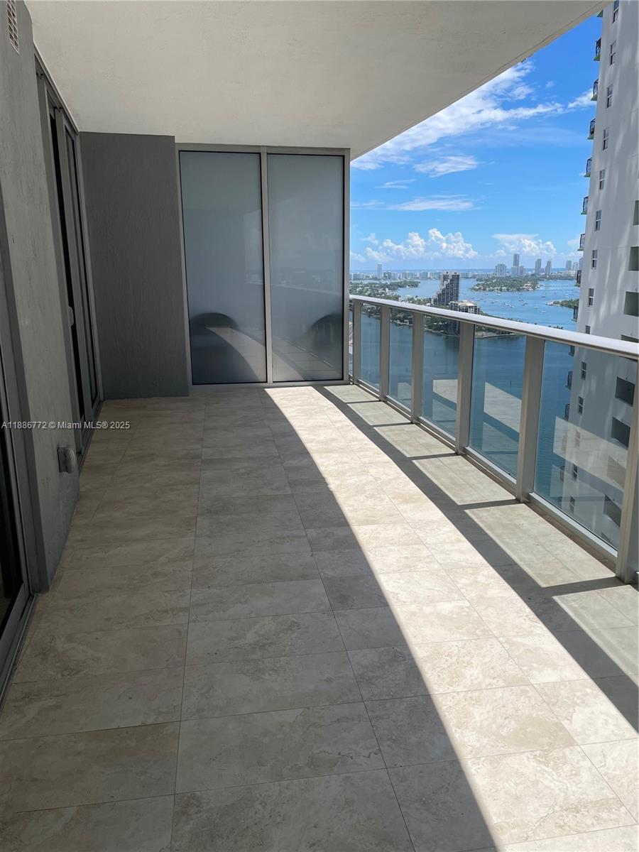 488 NE 18th St #2804, Miami FL 33132