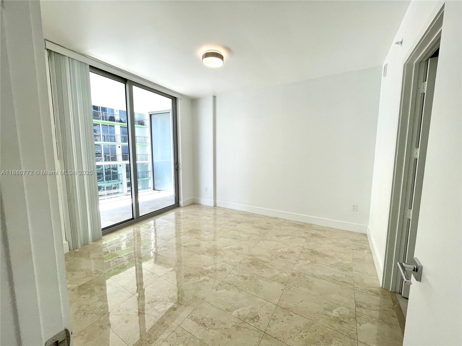 488 NE 18th St #2804, Miami FL 33132