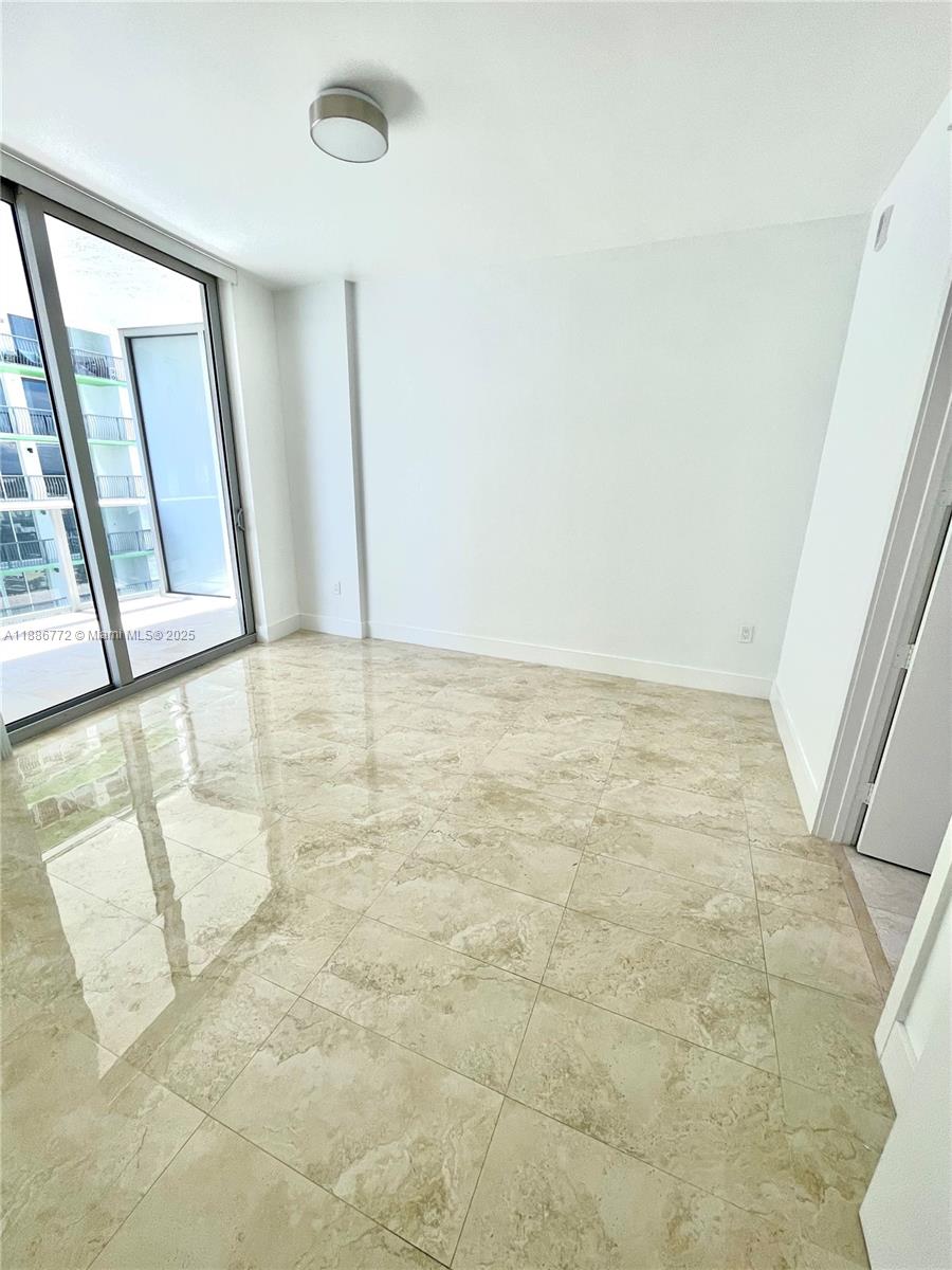 488 NE 18th St #2804, Miami FL 33132