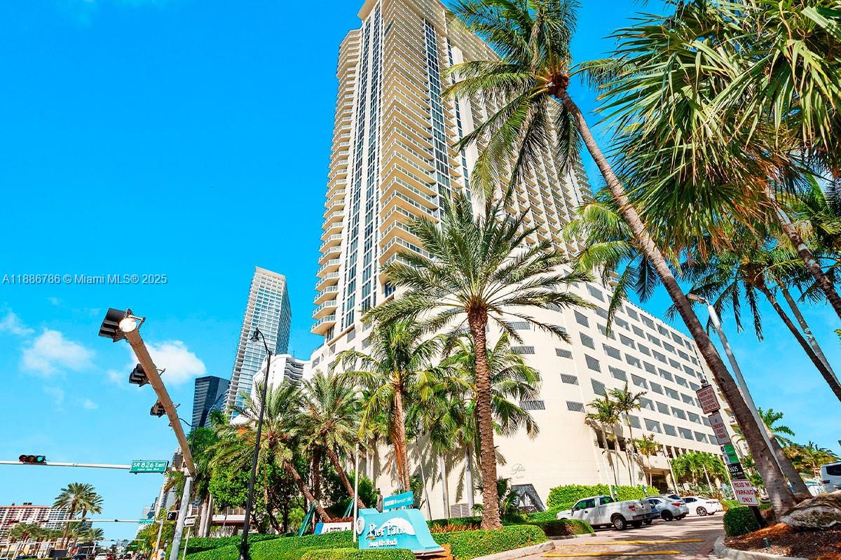 16699 Collins Ave #1806, Sunny Isles Beach FL 33160