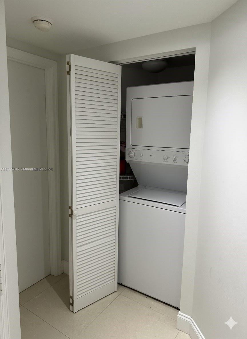 16699 Collins Ave #1806, Sunny Isles Beach FL 33160