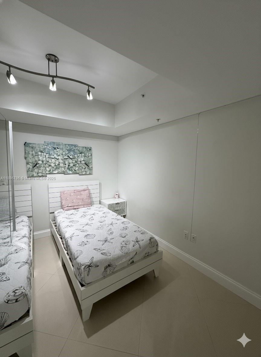 16699 Collins Ave #1806, Sunny Isles Beach FL 33160