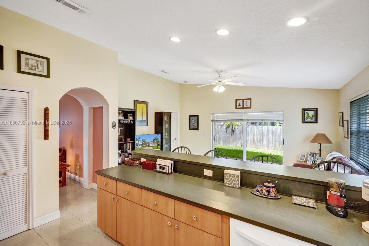 16451 SW 98th Ter, Miami FL 33196