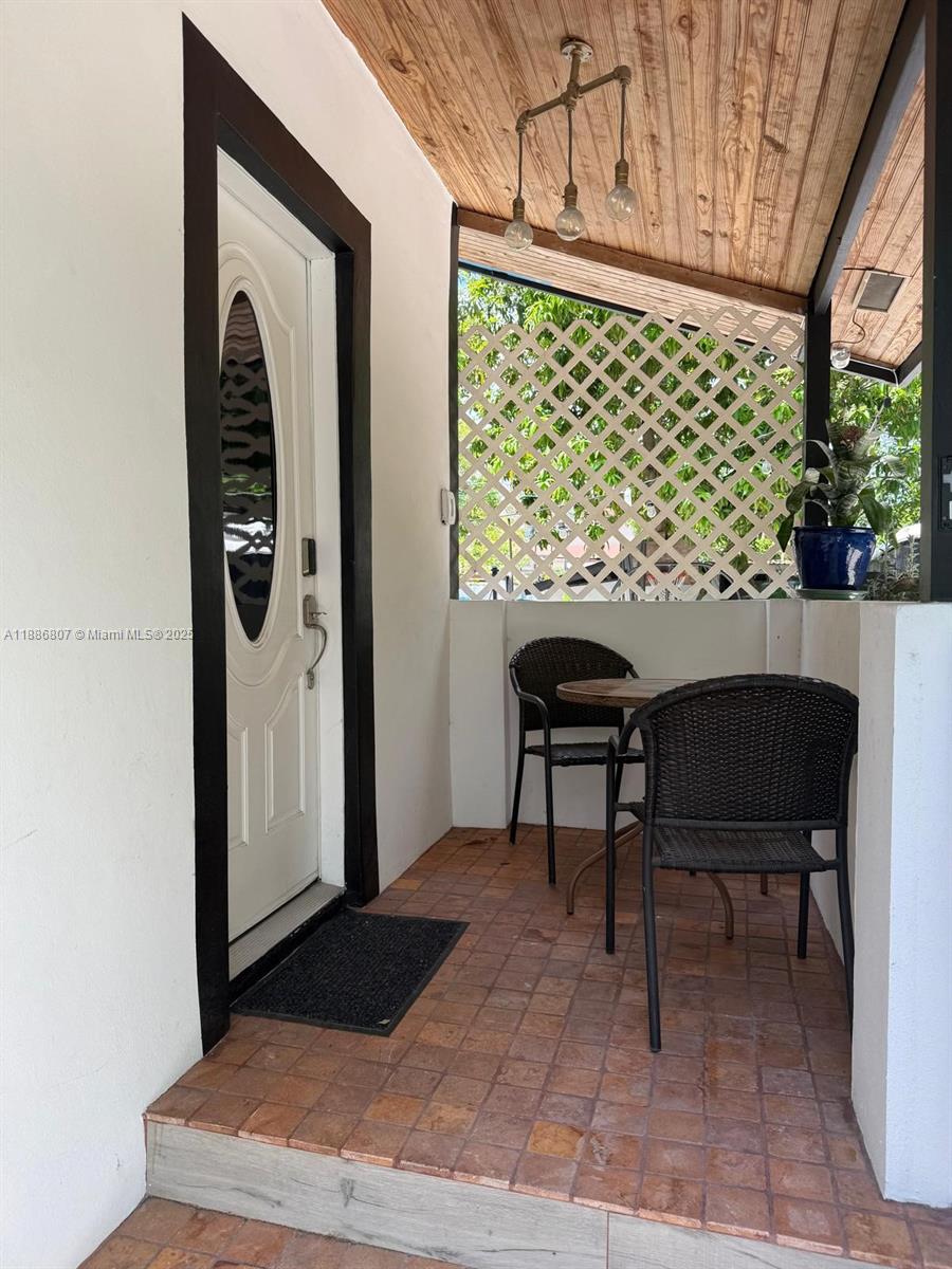 73 NW 30th St #1, Miami FL 33127