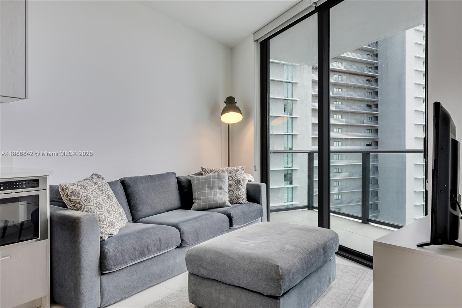 501 NE 31st St #2007, Miami FL 33137