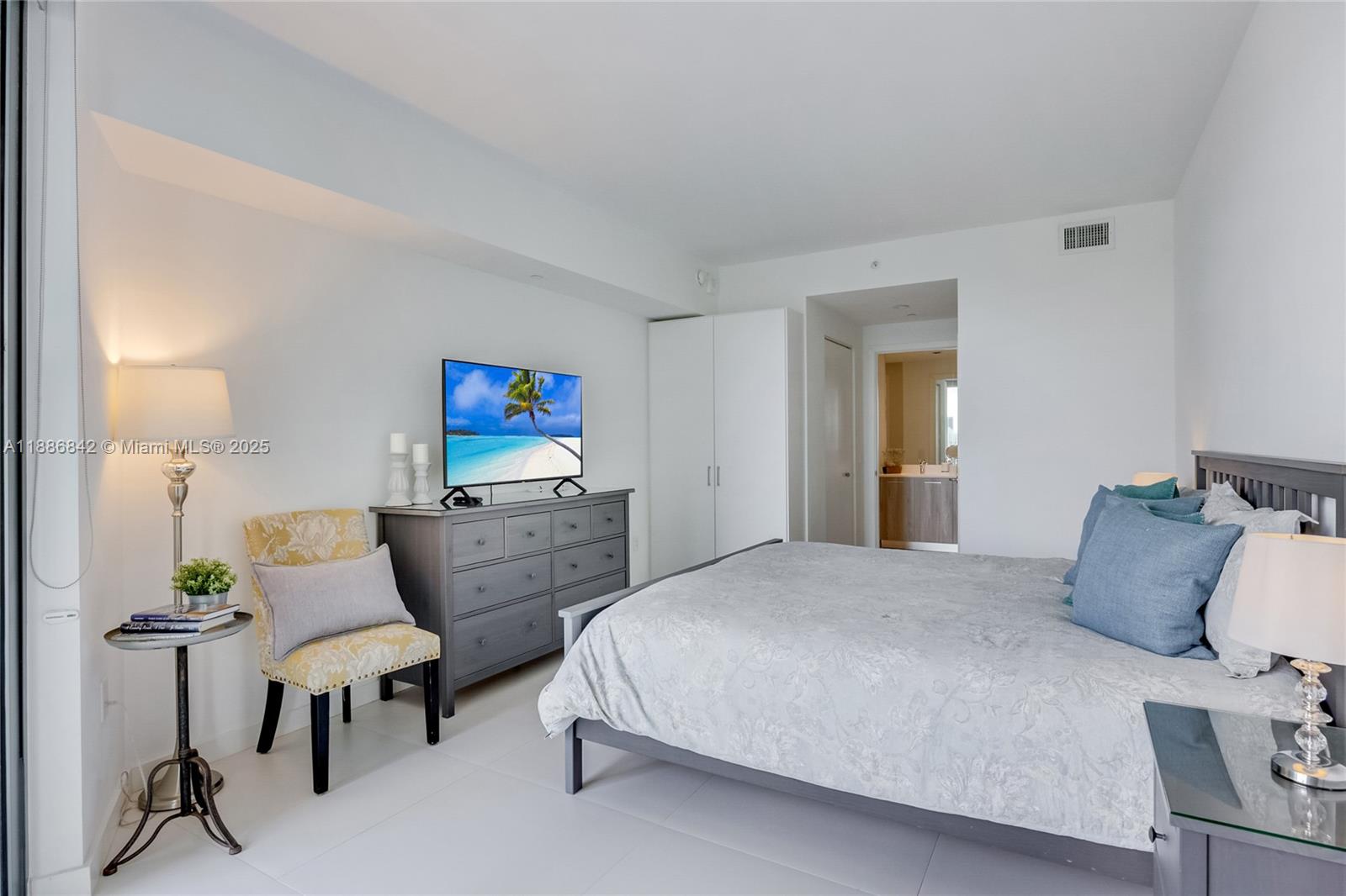 501 NE 31st St #2007, Miami FL 33137