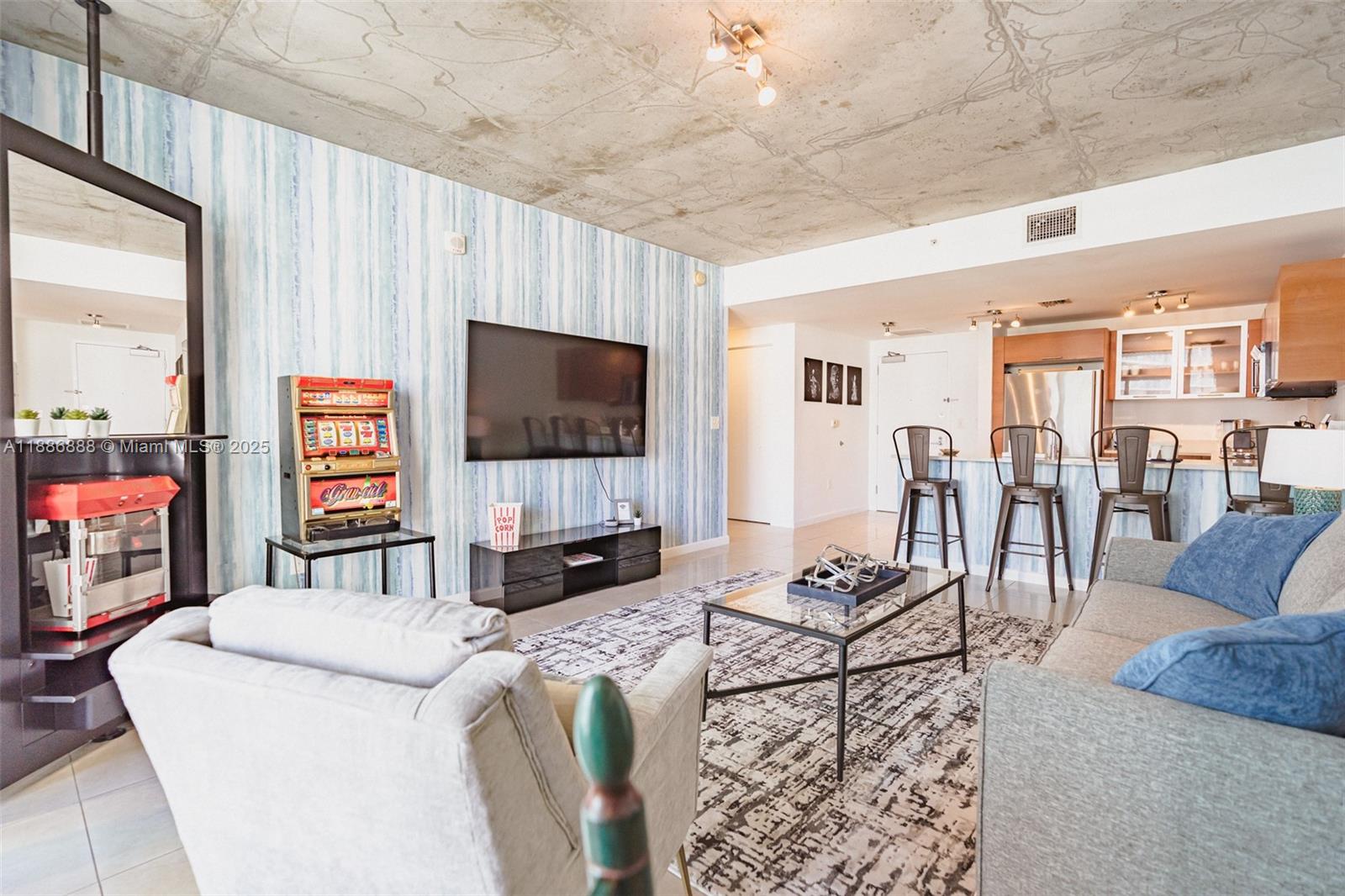 3250 NE 1st Ave #719, Miami FL 33137