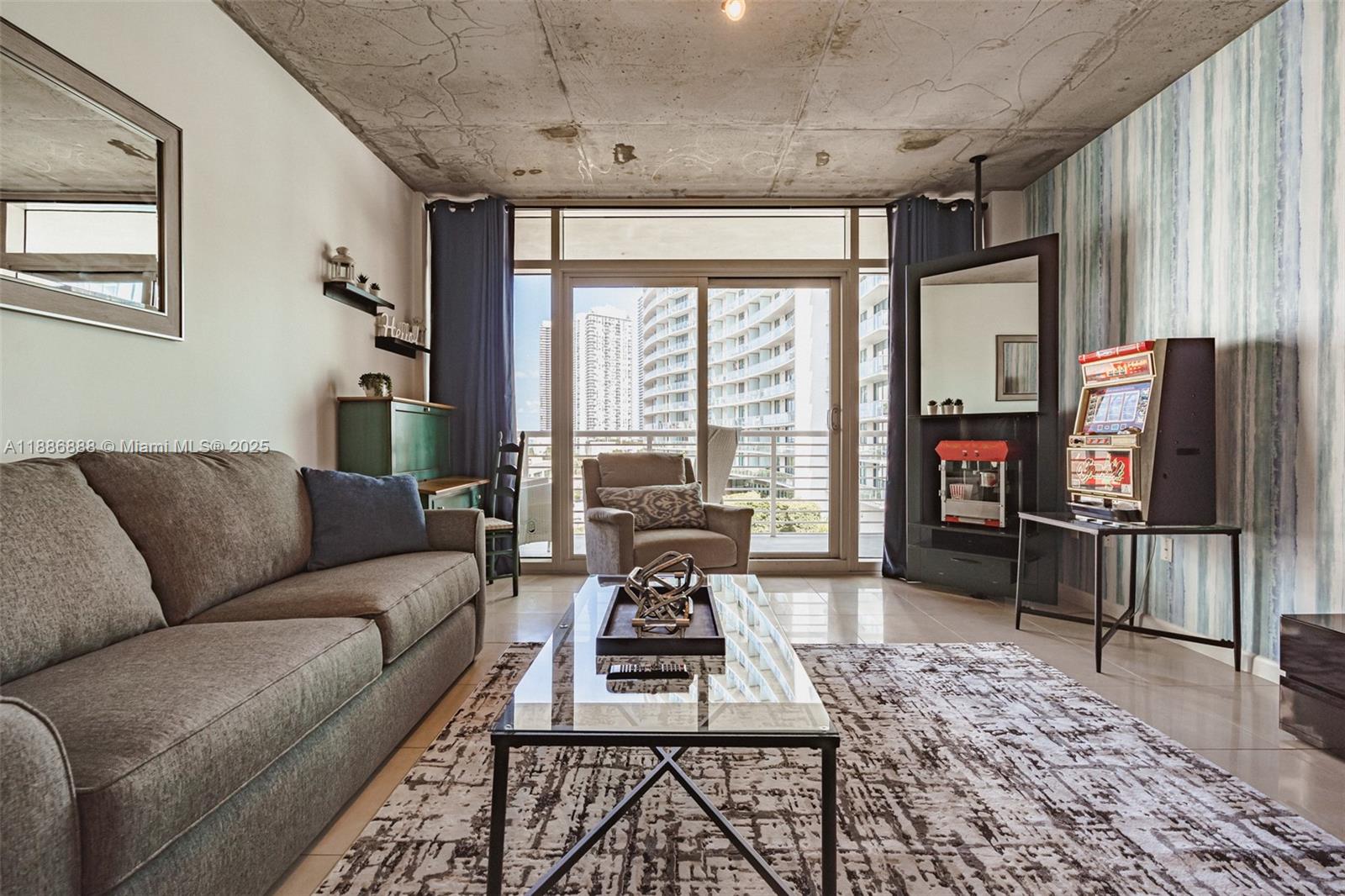 3250 NE 1st Ave #719, Miami FL 33137
