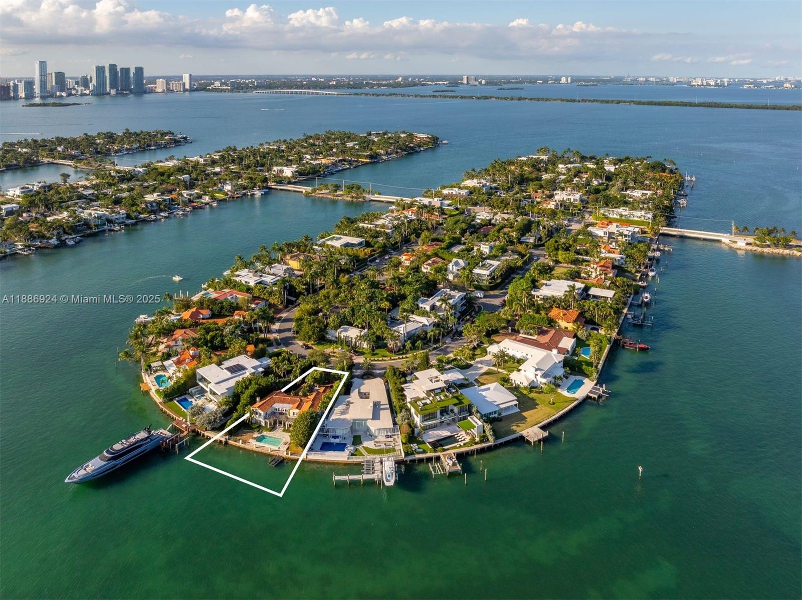 11 E Rivo Alto Dr, Miami Beach FL 33139