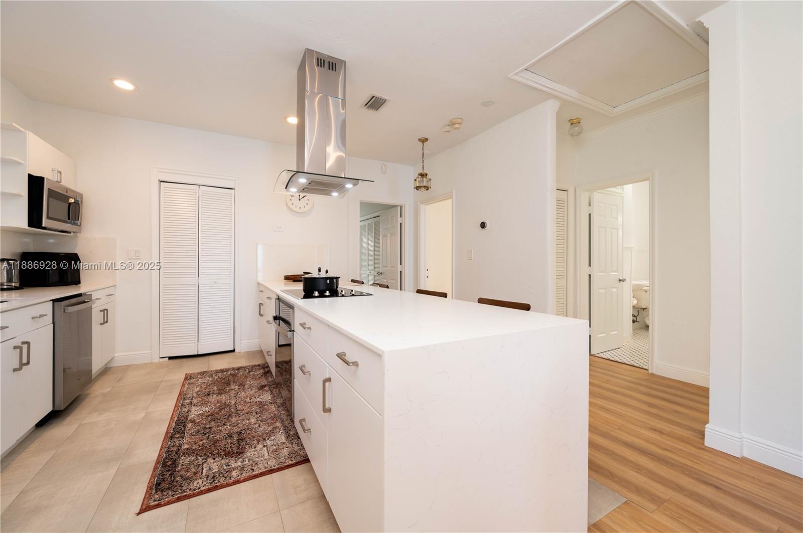 501 SW 24th Rd #501, Miami FL 33129