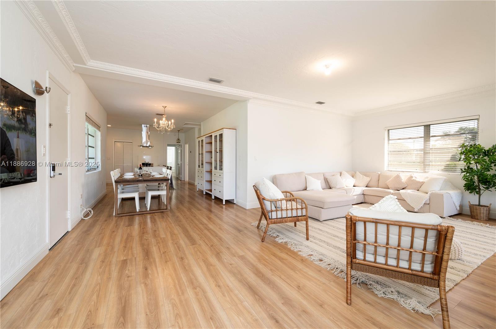 501 SW 24th Rd #501, Miami FL 33129