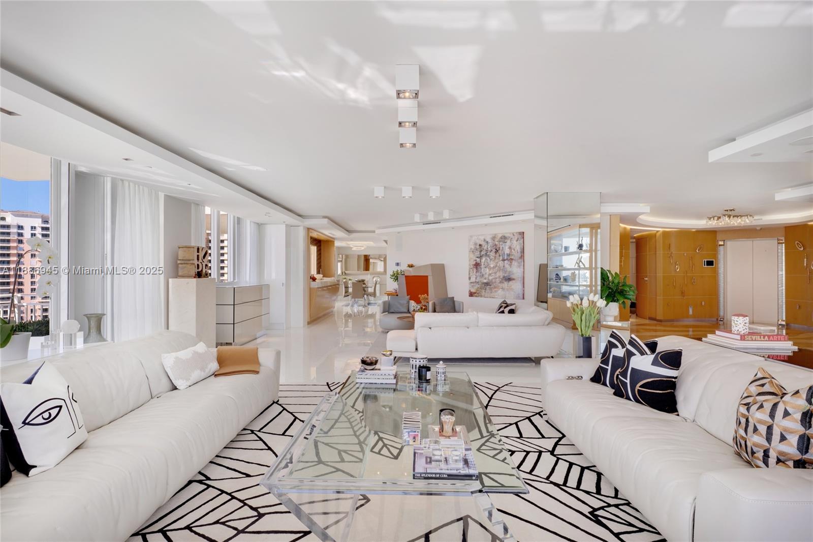 791 Crandon Blvd #1408, Key Biscayne FL 33149