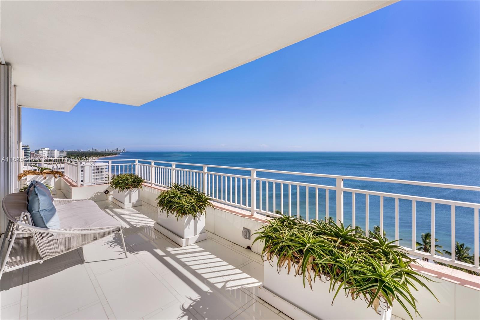 791 Crandon Blvd #1408, Key Biscayne FL 33149