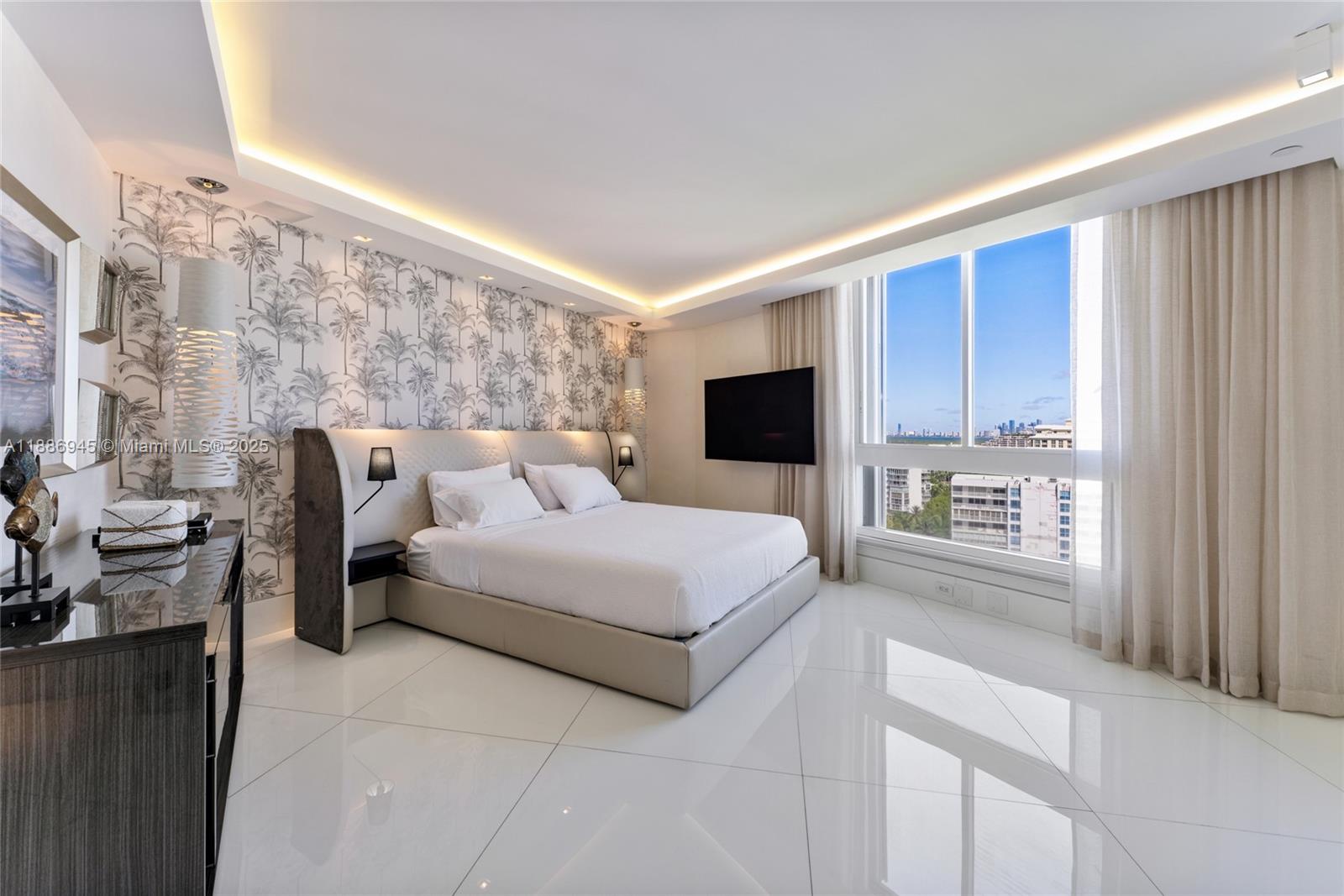 791 Crandon Blvd #1408, Key Biscayne FL 33149