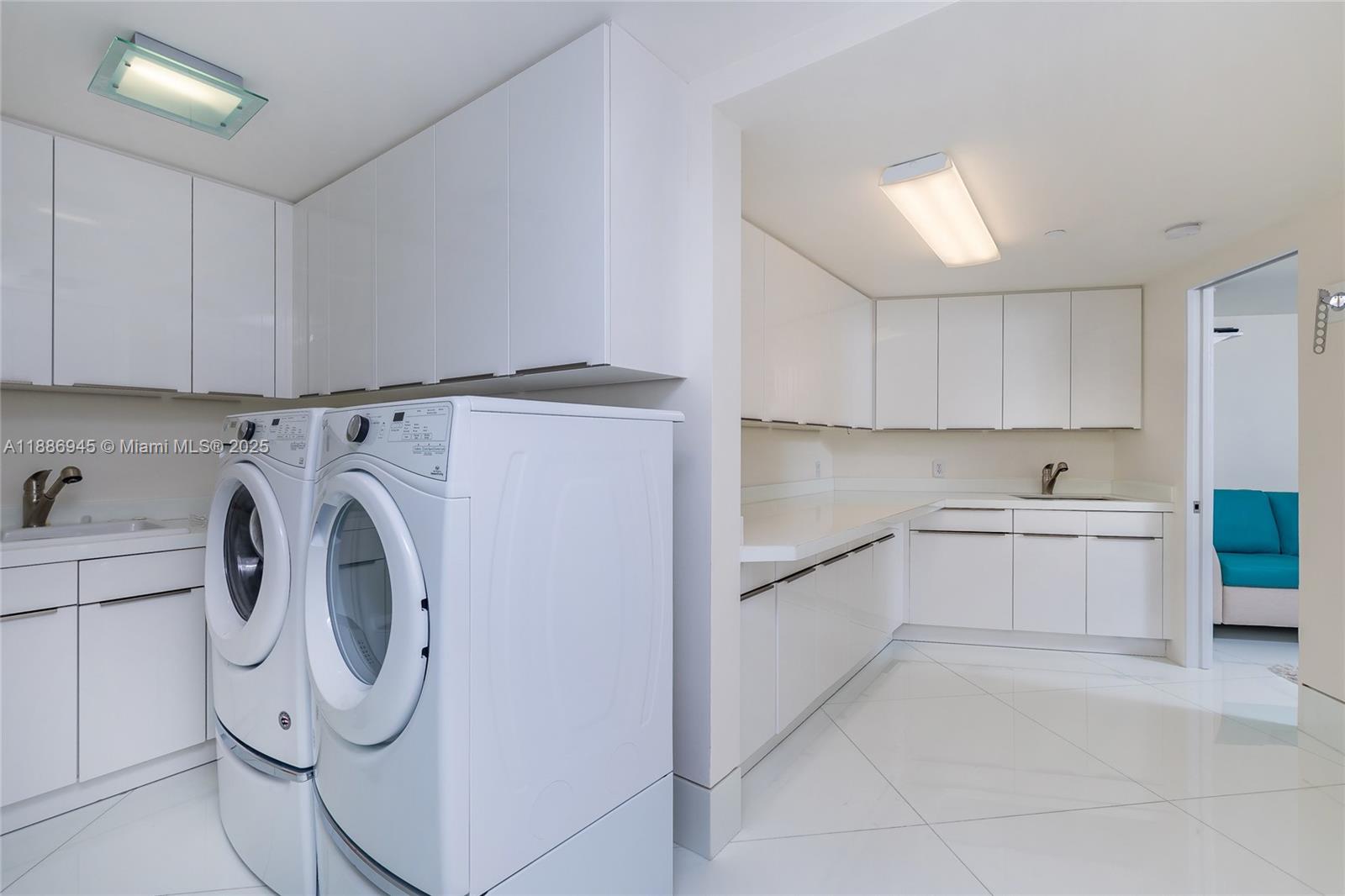 791 Crandon Blvd #1408, Key Biscayne FL 33149