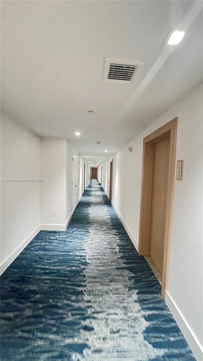 90 SW 3rd St #1412, Miami FL 33130