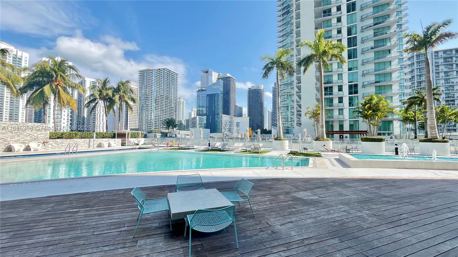 90 SW 3rd St #1412, Miami FL 33130