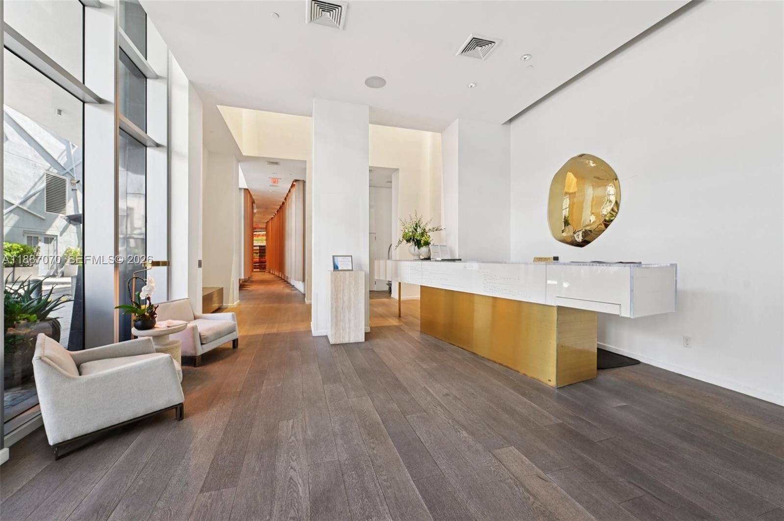 801 S Pointe Dr #PH602, Miami Beach FL 33139