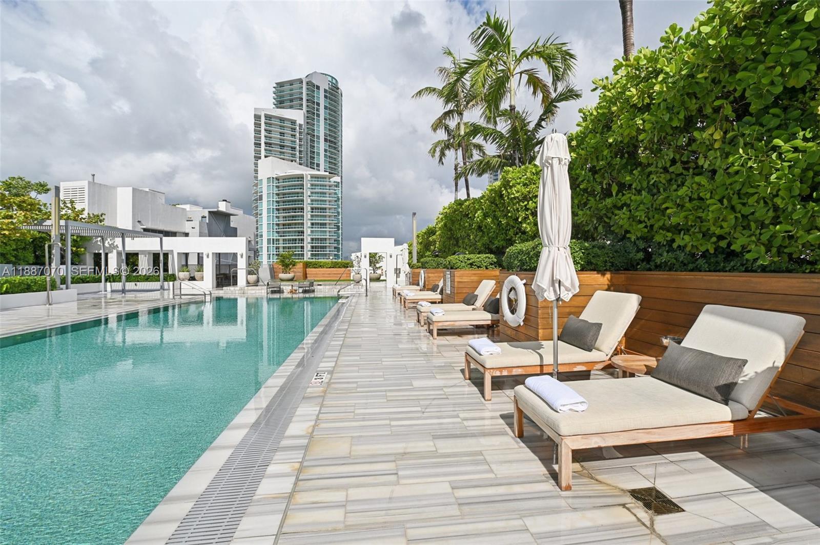 801 S Pointe Dr #PH602, Miami Beach FL 33139