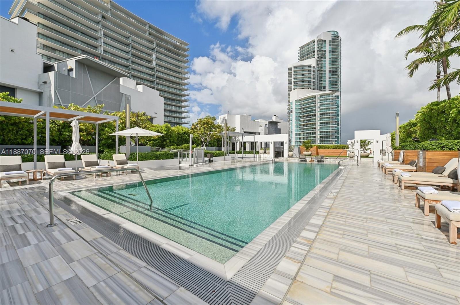 801 S Pointe Dr #PH602, Miami Beach FL 33139