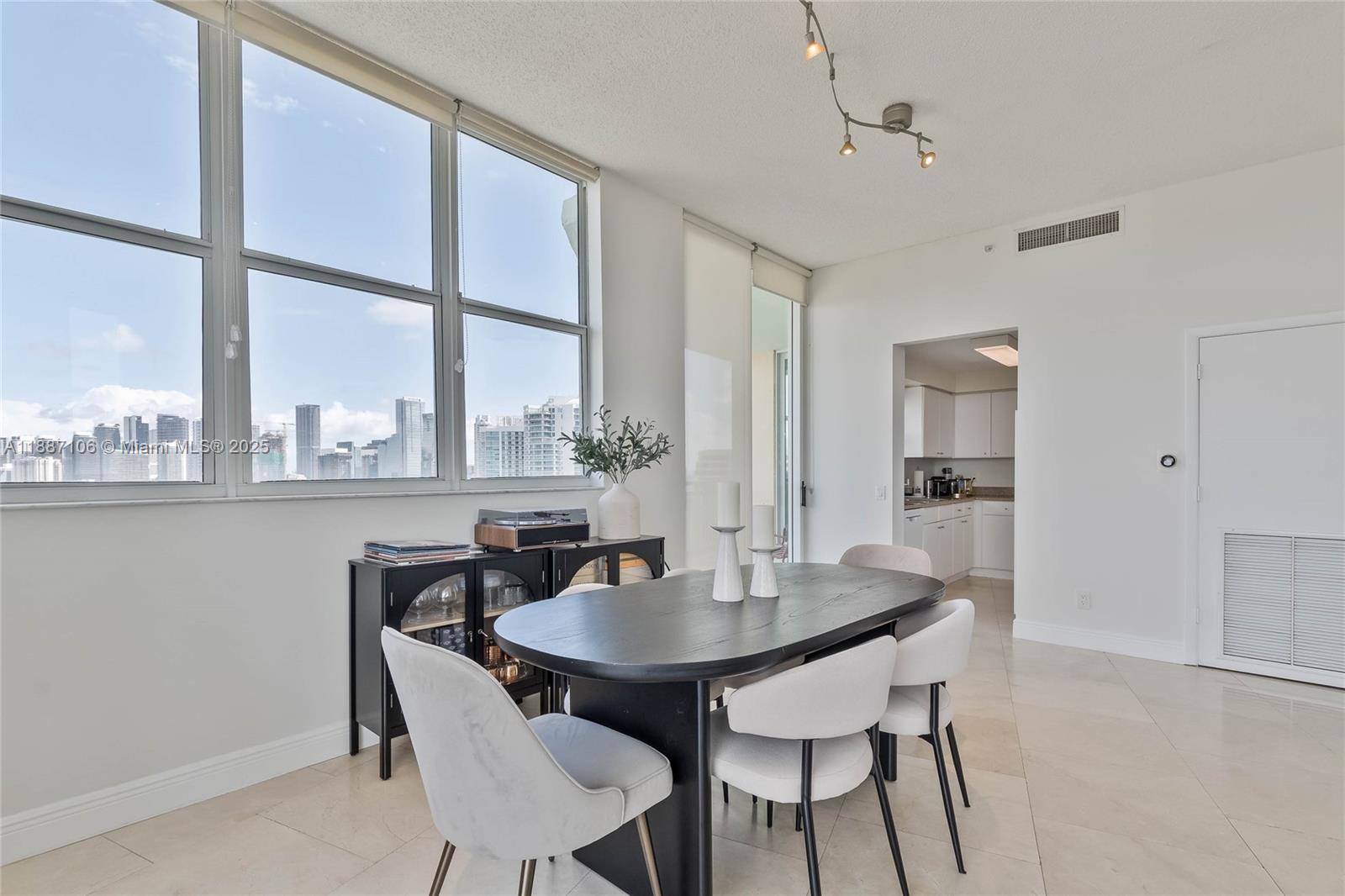 2475 Brickell Ave #2702, Miami FL 33129