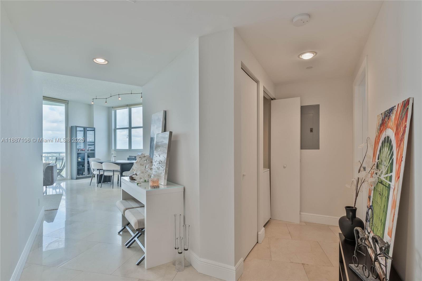2475 Brickell Ave #2702, Miami FL 33129