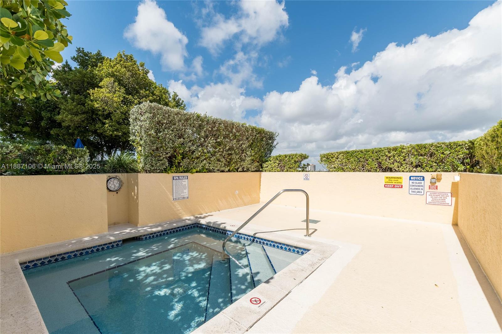 2475 Brickell Ave #2702, Miami FL 33129