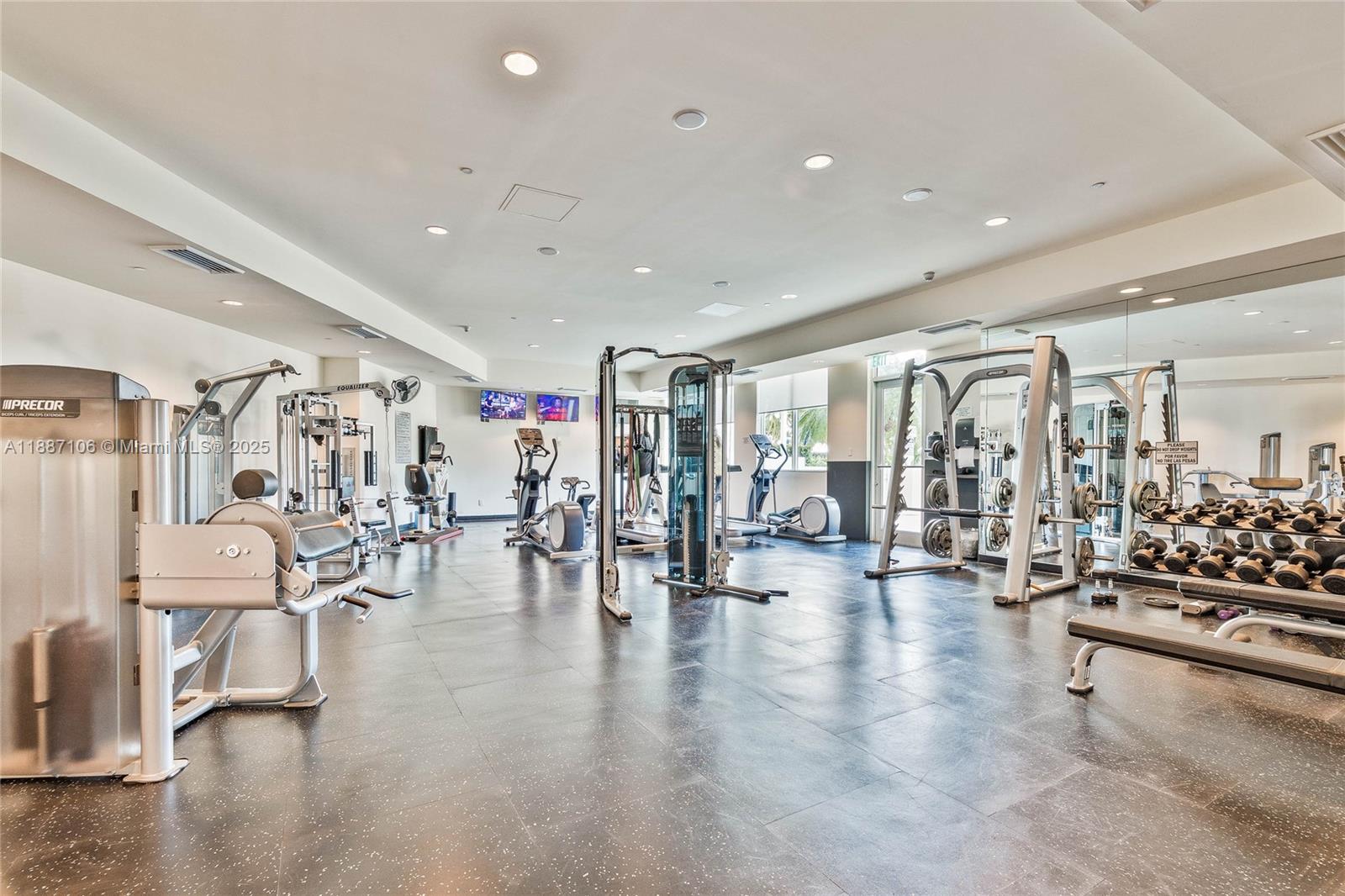 2475 Brickell Ave #2702, Miami FL 33129
