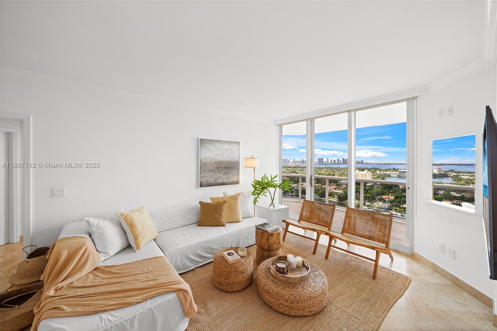 4779 Collins Ave #2006, Miami Beach FL 33140