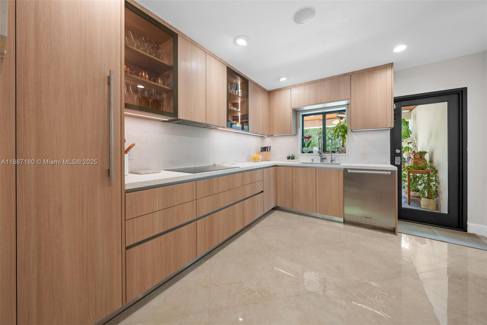 6420 SW 63rd Ter, South Miami FL 33143