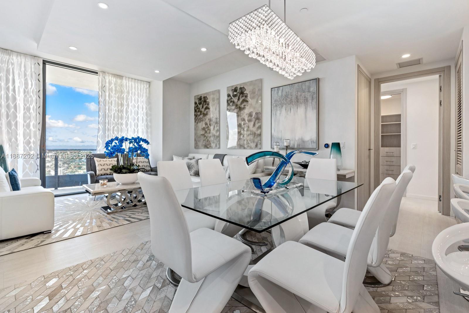 1000 Brickell Plz #PH6006, Miami FL 33131