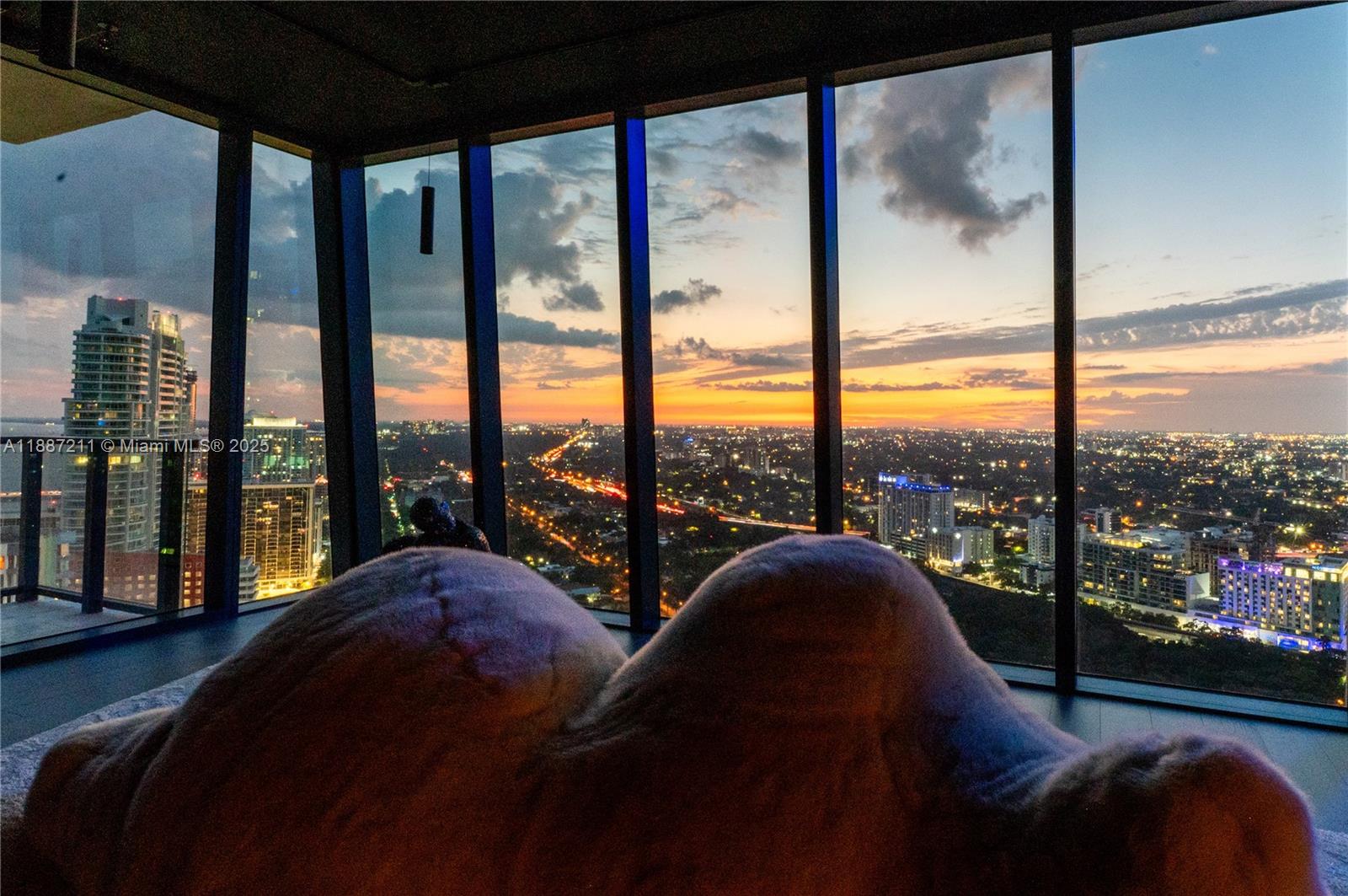 1451 Brickell Ave #3903, Miami FL 33131