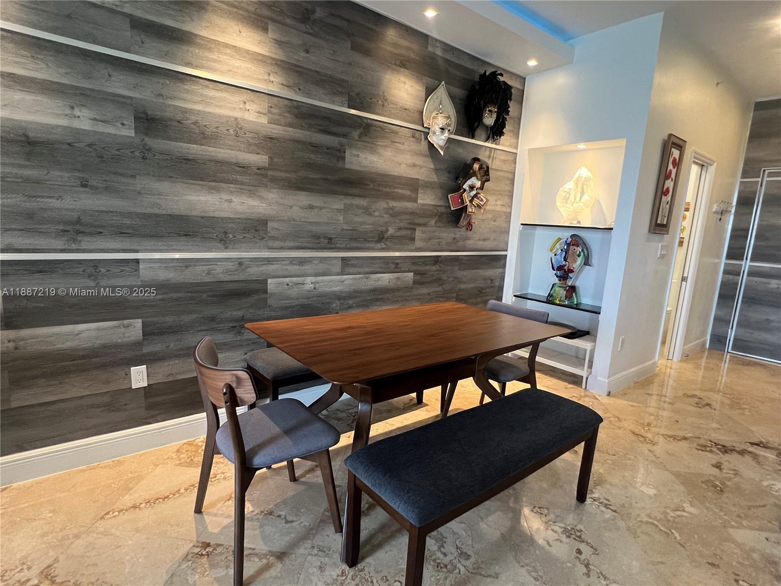 6917 Collins Ave #PH09, Miami Beach FL 33141