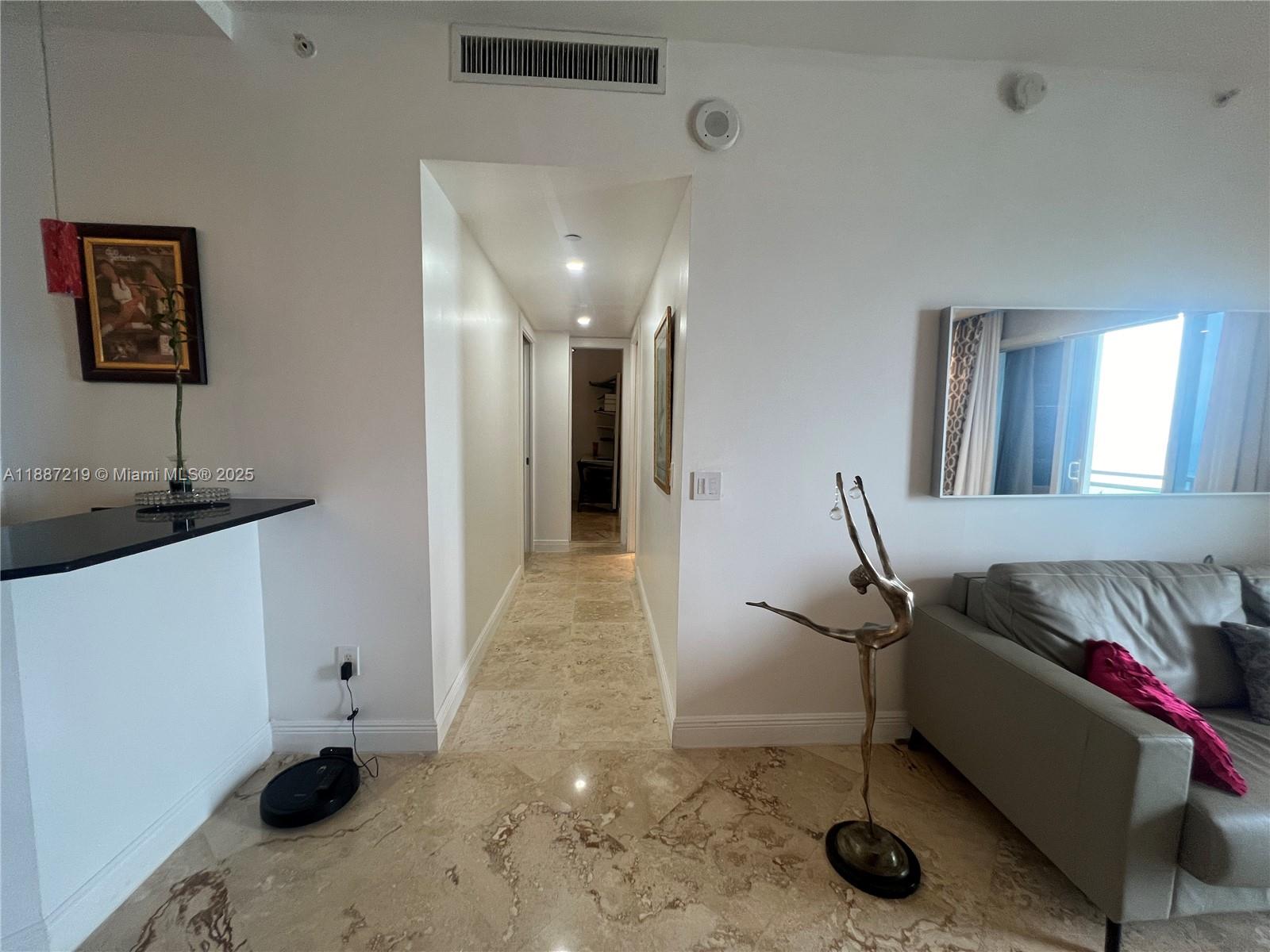 6917 Collins Ave #PH09, Miami Beach FL 33141