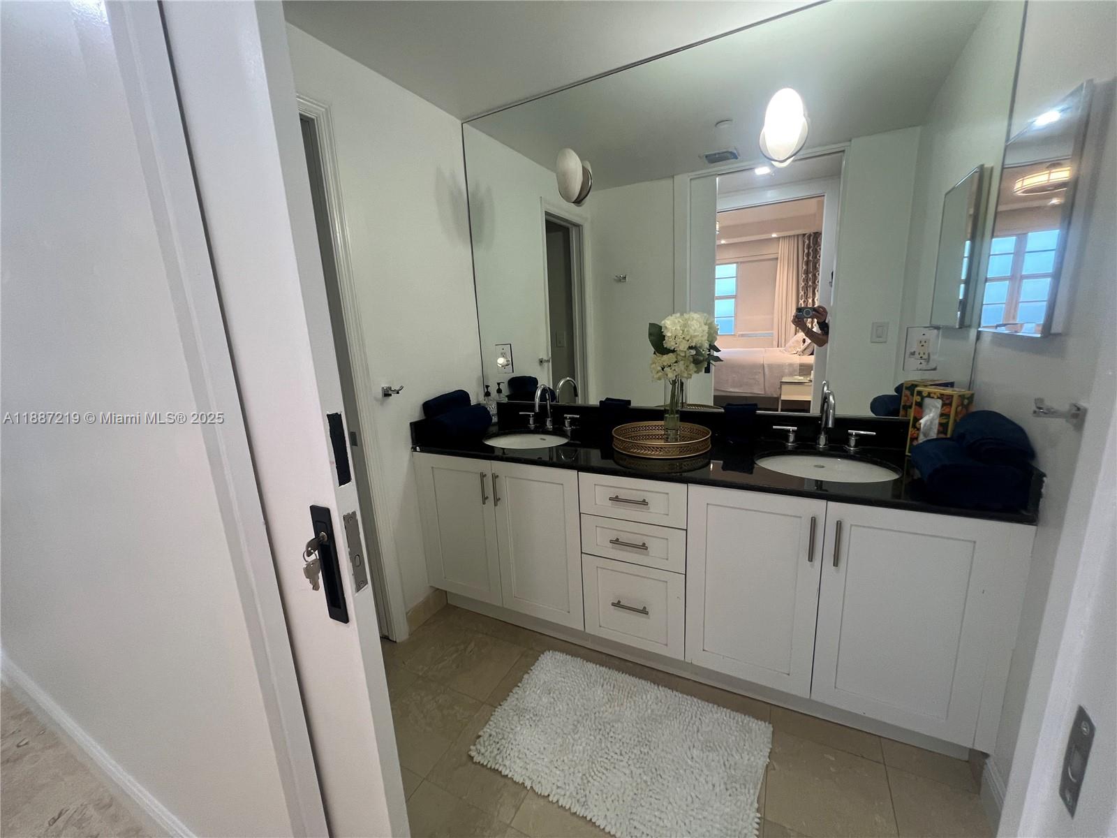 6917 Collins Ave #PH09, Miami Beach FL 33141