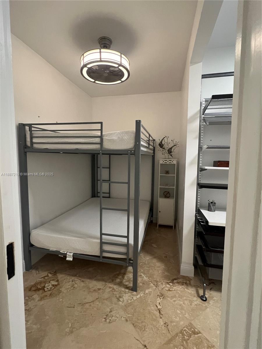 6917 Collins Ave #PH09, Miami Beach FL 33141