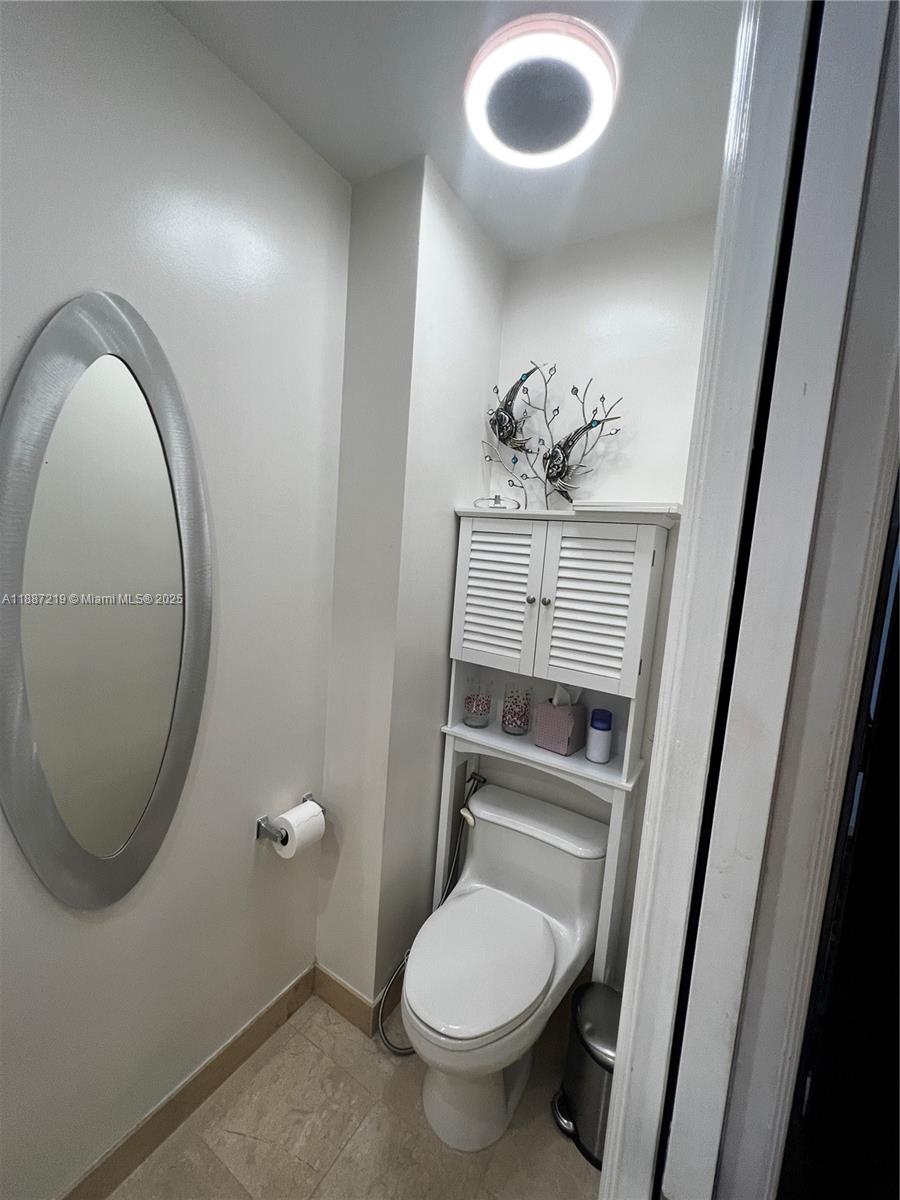 6917 Collins Ave #PH09, Miami Beach FL 33141