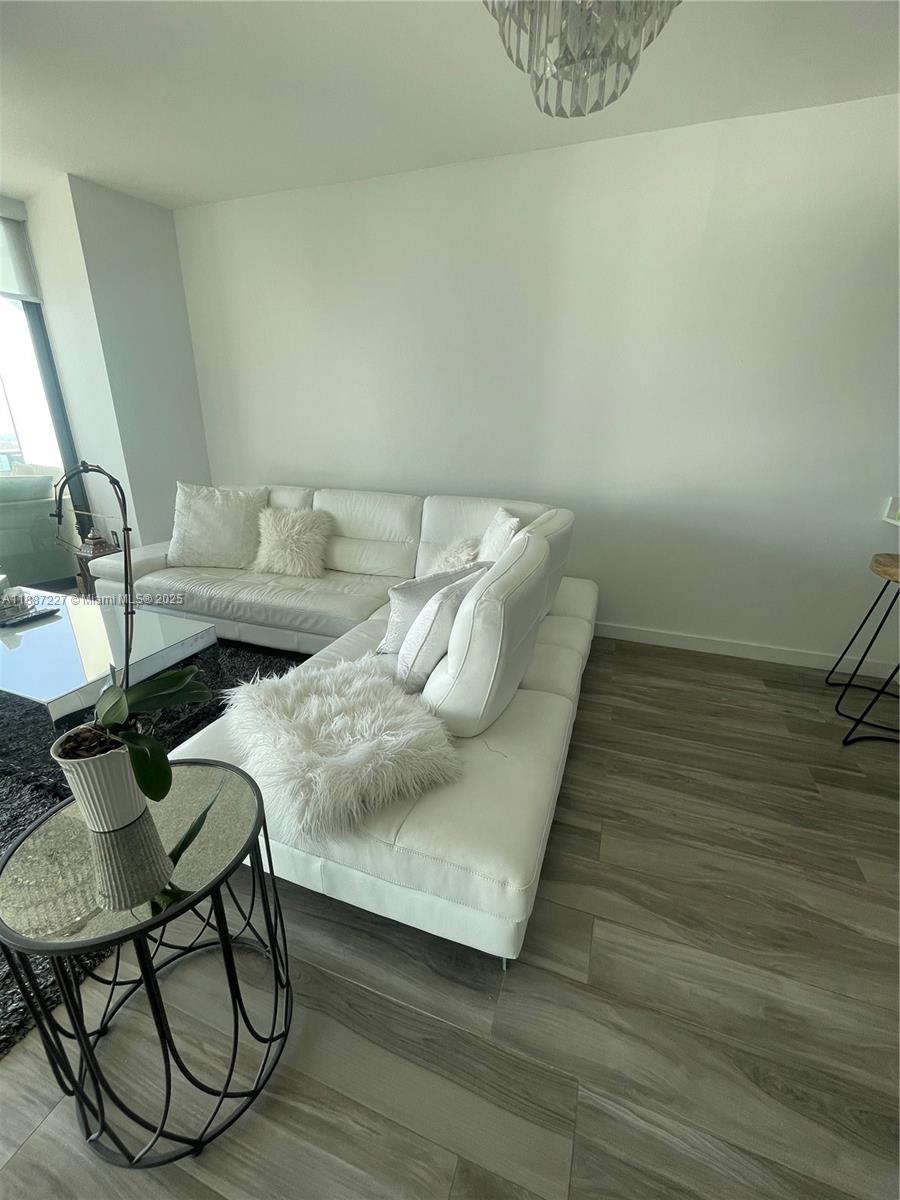 1300 S Miami Ave #3203, Miami FL 33130