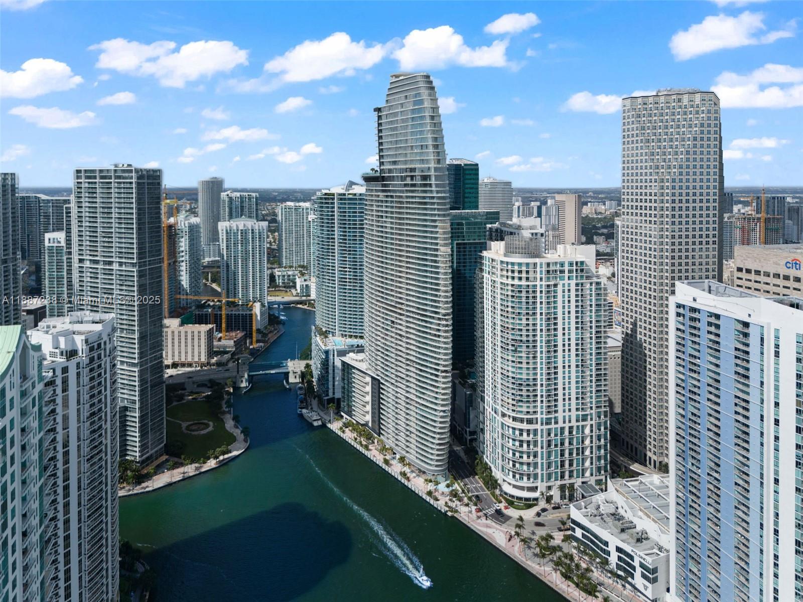 300 Biscayne Blvd Way #3508, Miami FL 33131