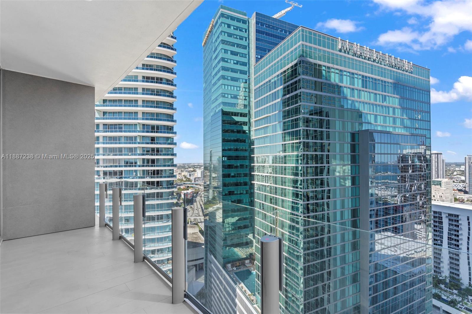 300 Biscayne Blvd Way #3508, Miami FL 33131