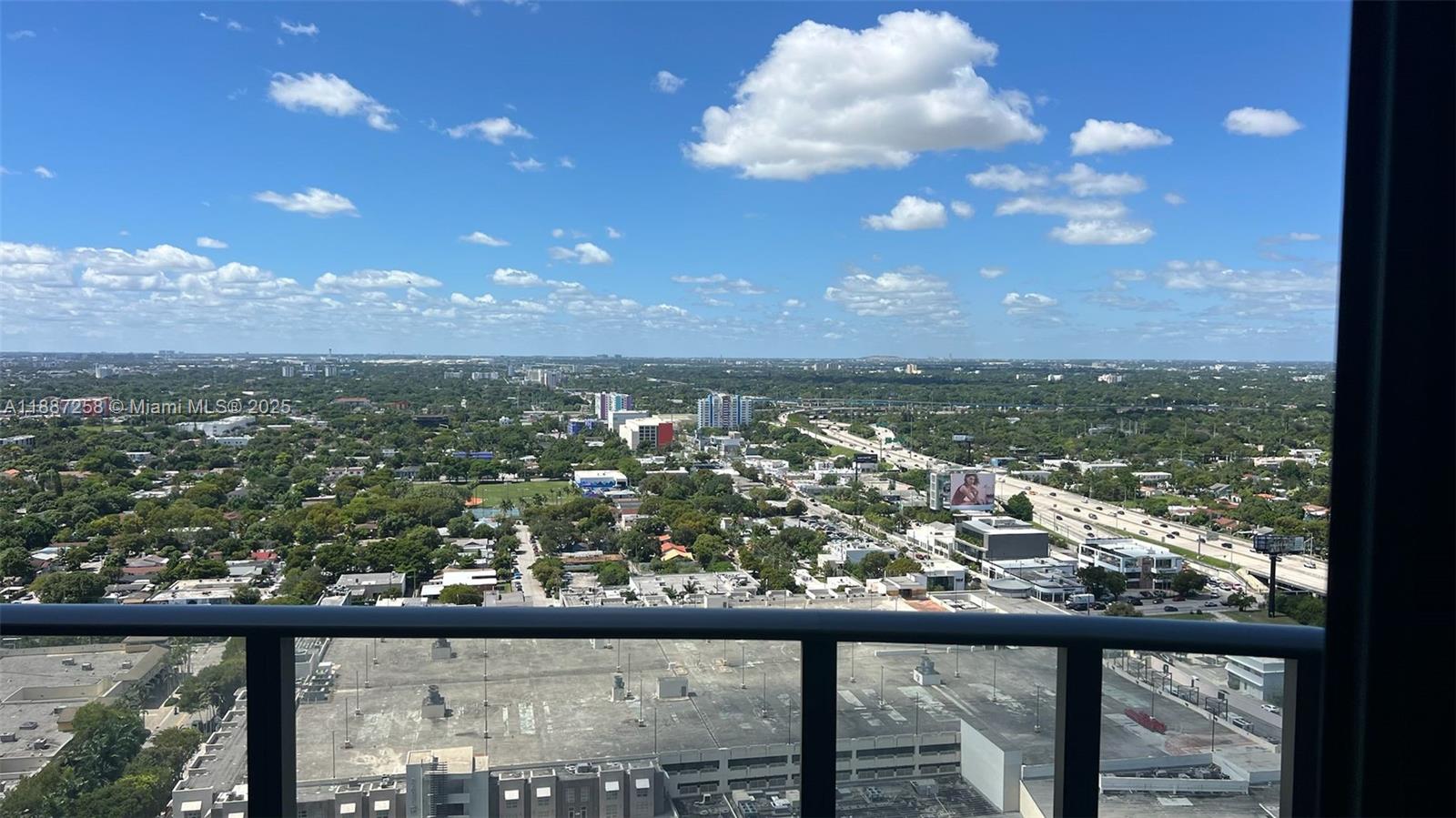 121 NE 34th St #2910, Miami FL 33137