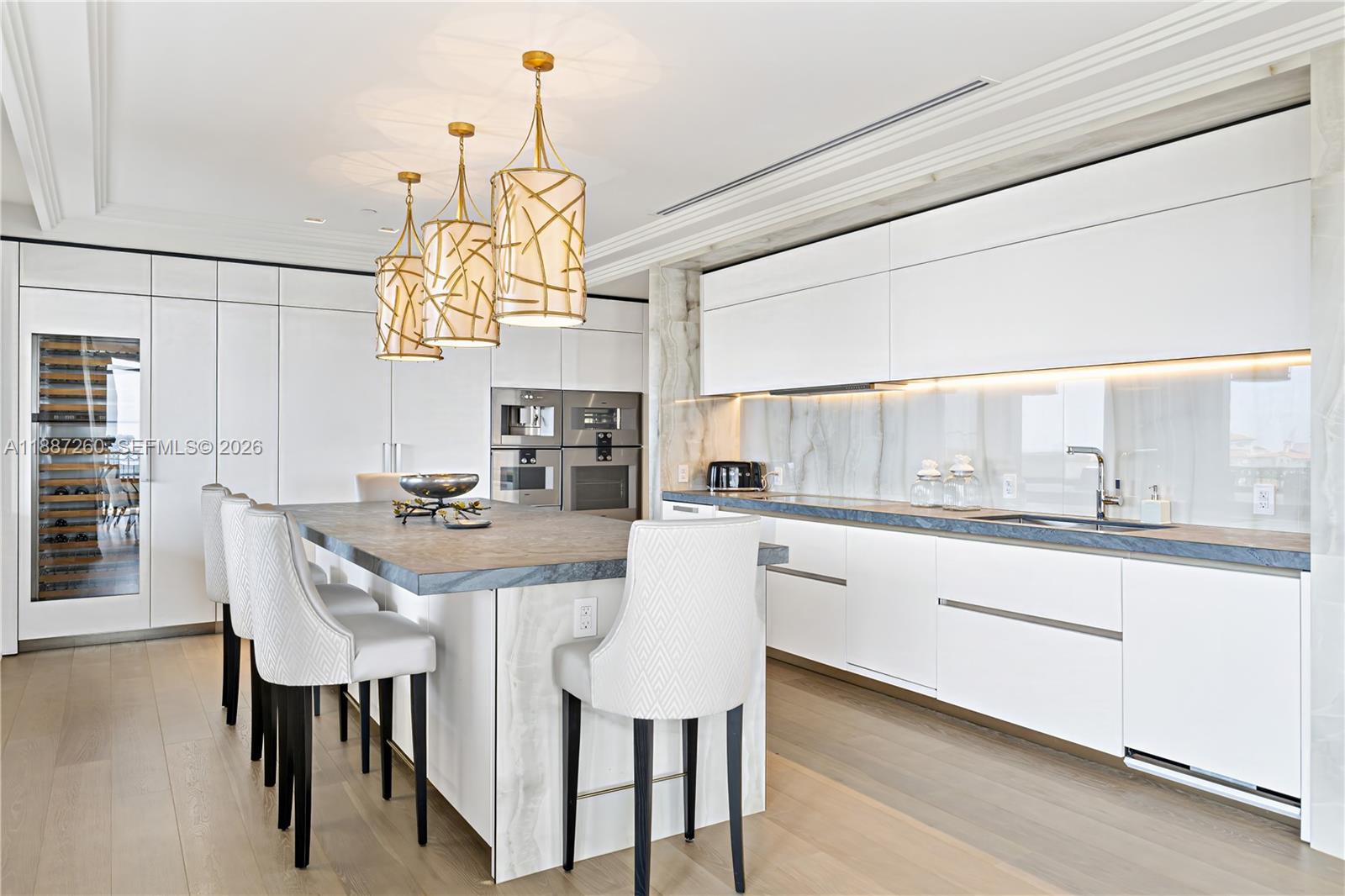 7085 Fisher Island Dr #7085, Miami Beach FL 33109