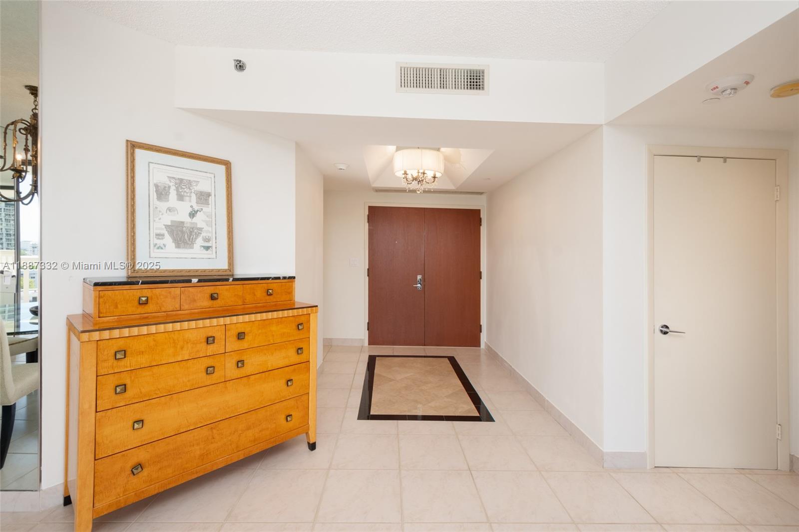 2000 Island Blvd #1002, Aventura FL 33160