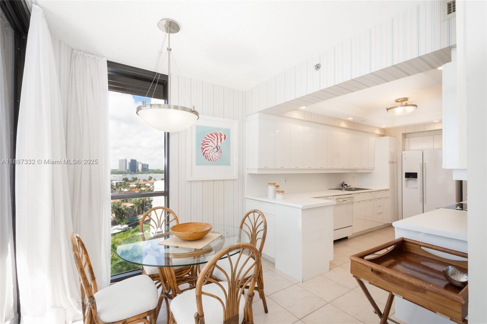 2000 Island Blvd #1002, Aventura FL 33160