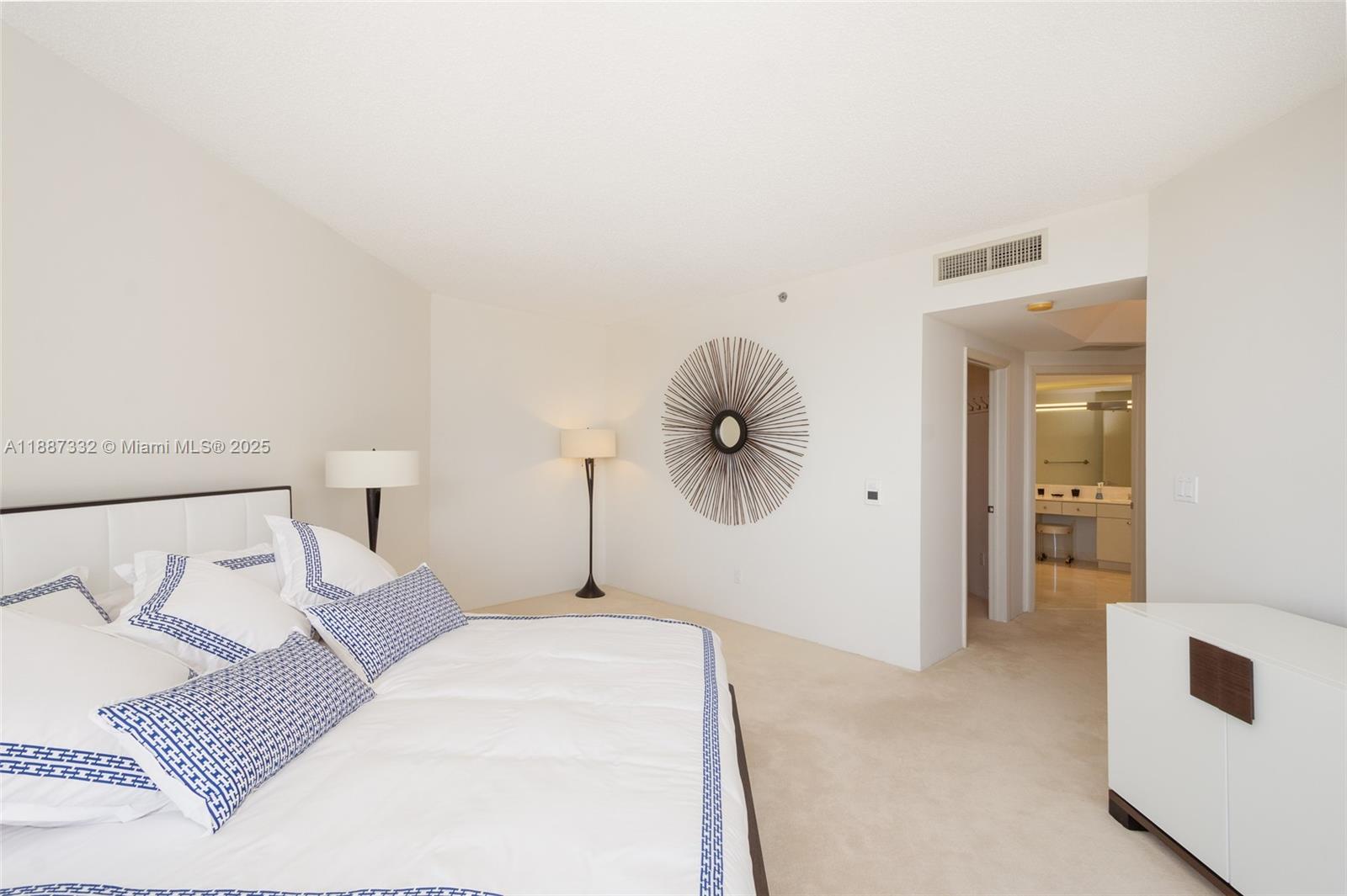 2000 Island Blvd #1002, Aventura FL 33160