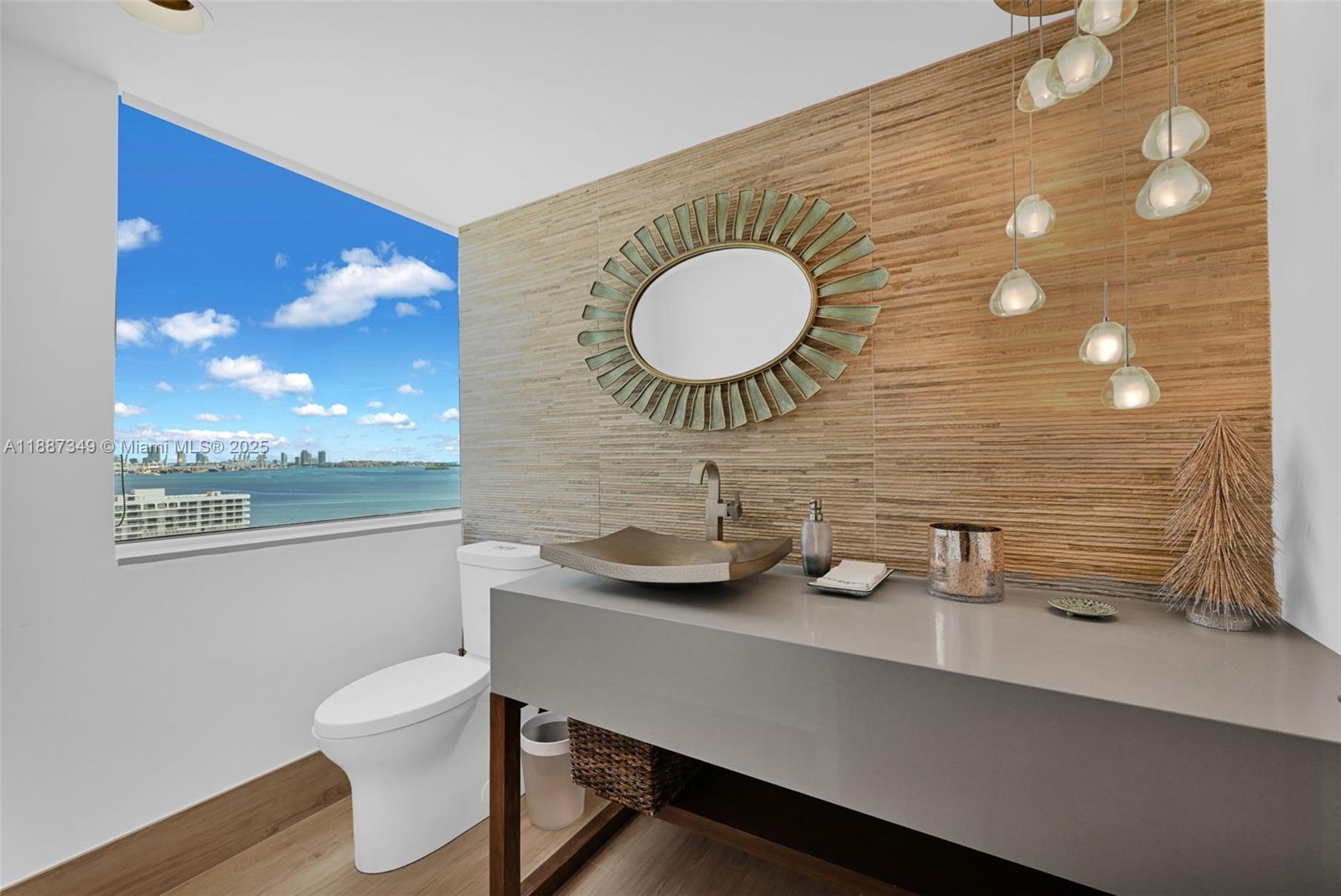 1627 Brickell Ave #2507, Miami FL 33129