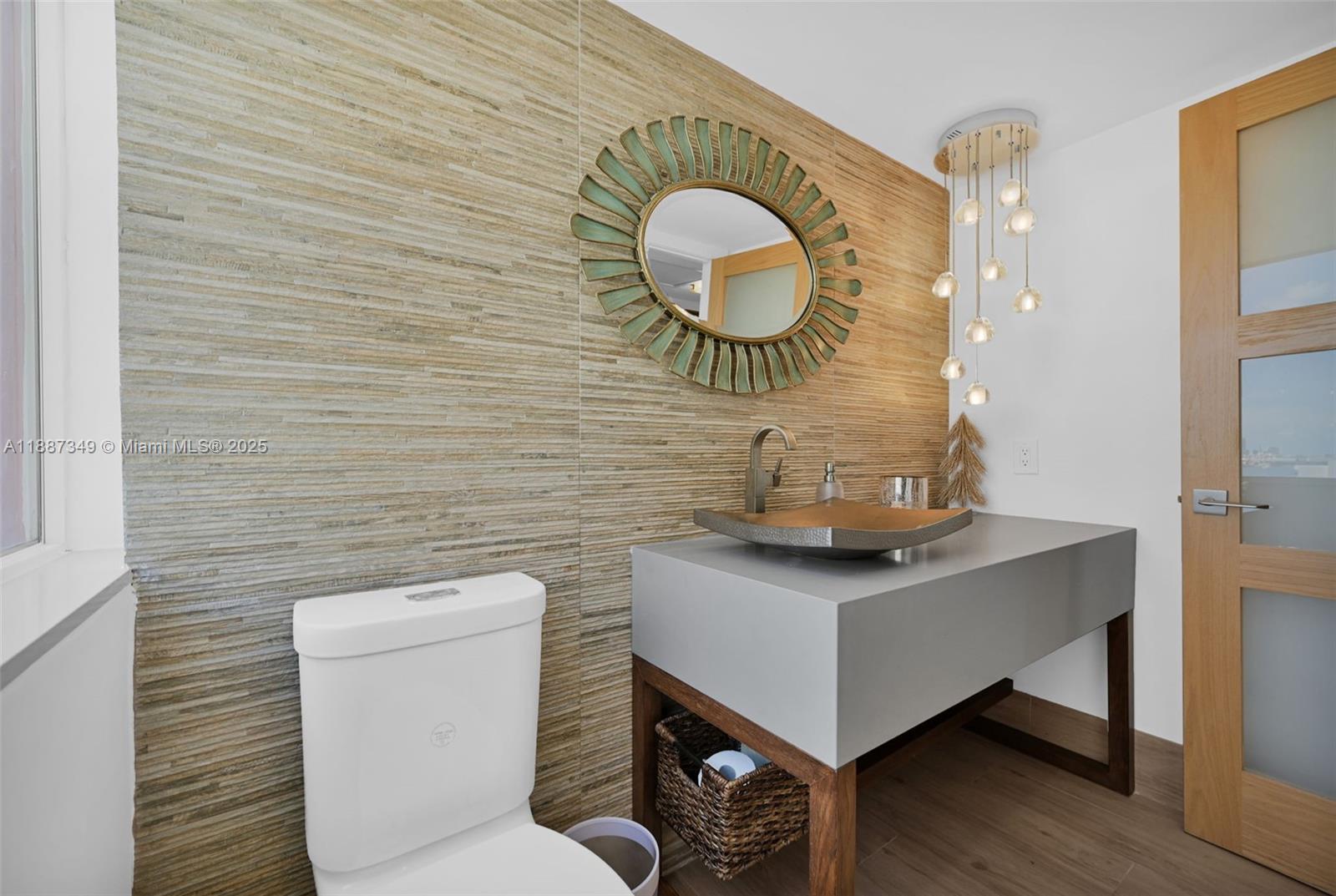 1627 Brickell Ave #2507, Miami FL 33129