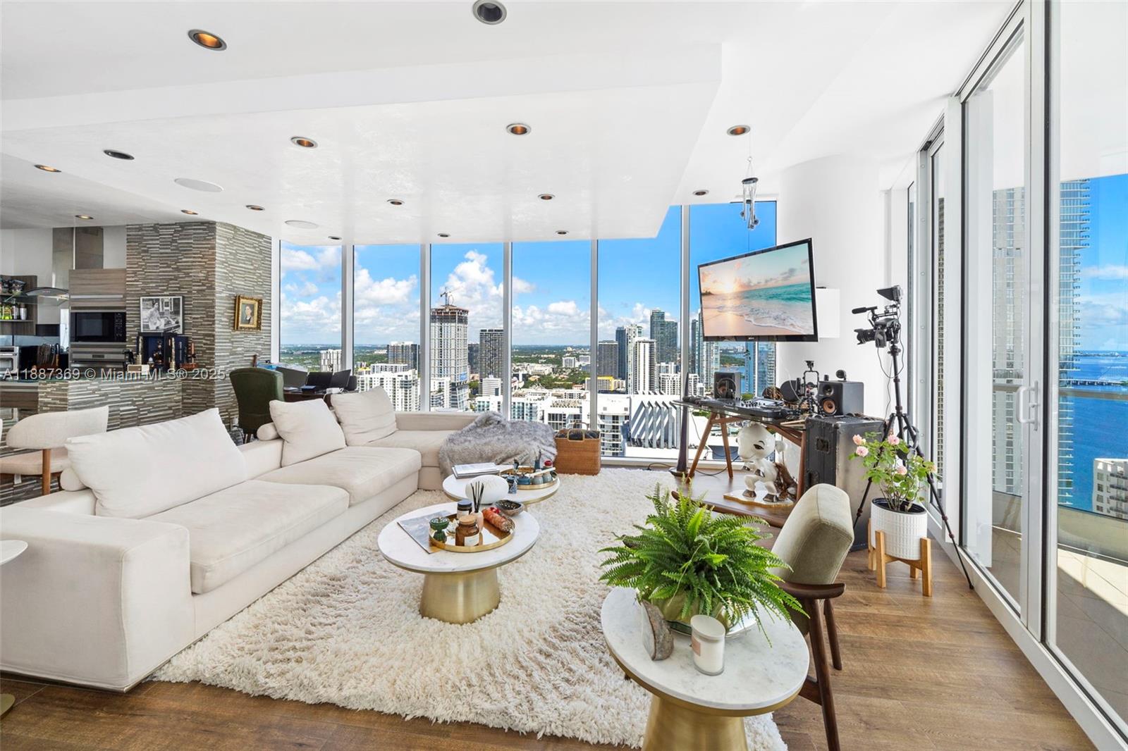 2020 N Bayshore Dr #3501, Miami FL 33137